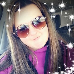 Meet your Posher, Lyn